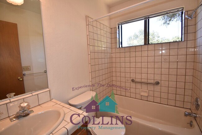 Building Photo - 20468 Chaparral Cir