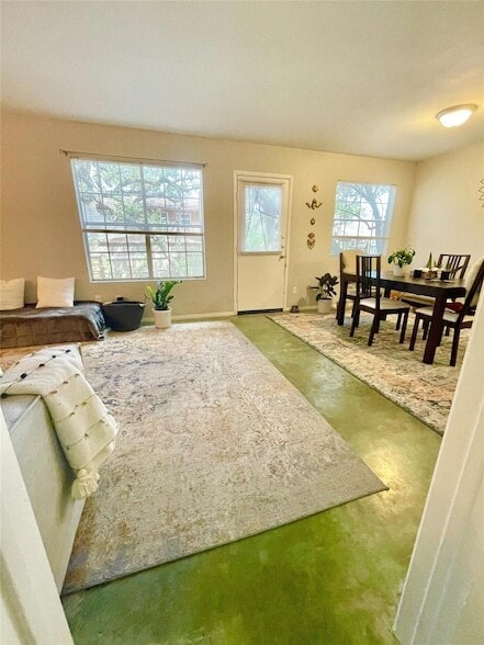 Building Photo - 7103 Woodhue Ct