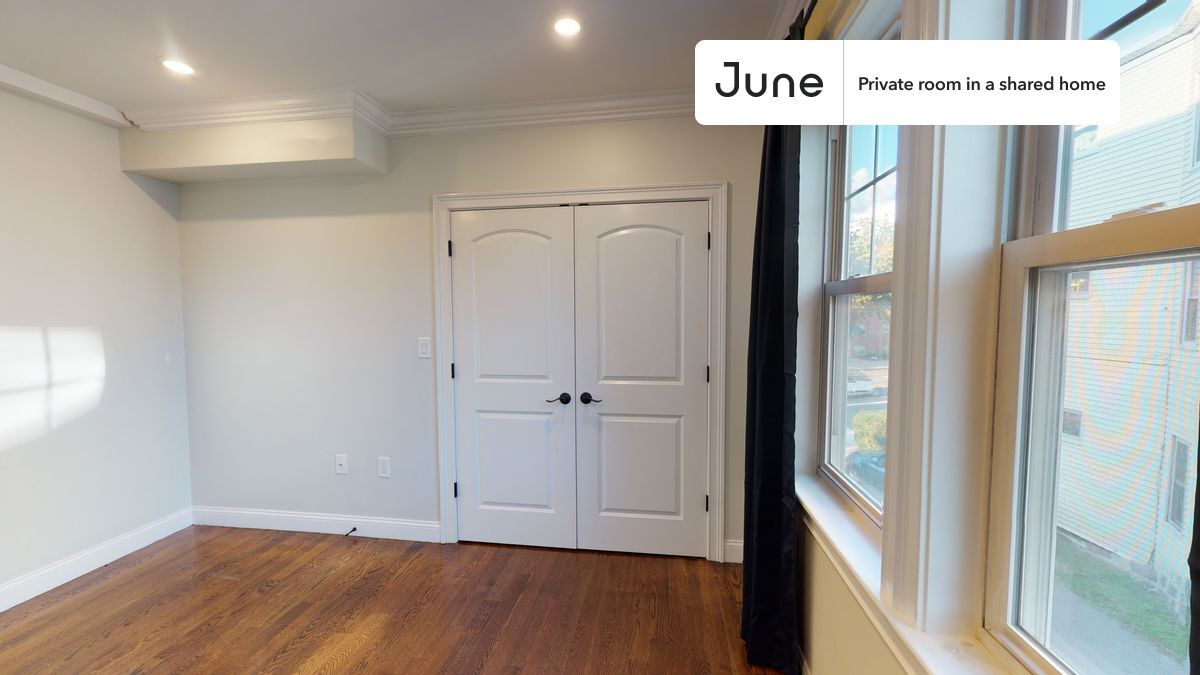Building Photo - Room in Shared 5 bed/1.5 bath home in Brighton