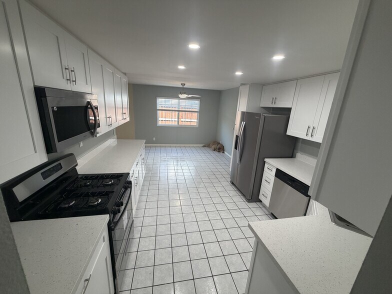 Building Photo - 5109 Andrew Jackson St