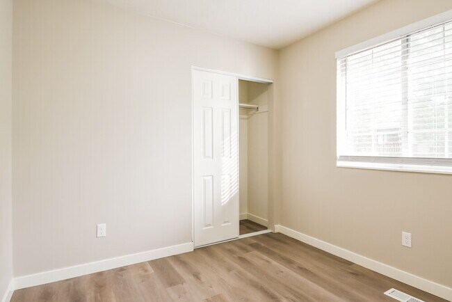 Building Photo - 2985 W 5750 S