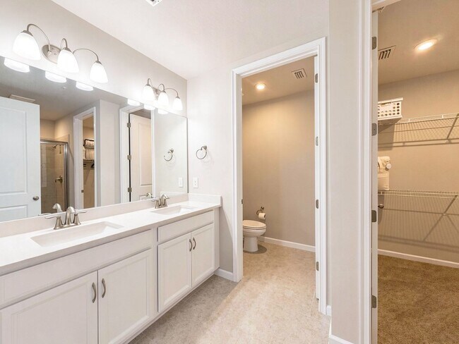Building Photo - 4660 Arboretum Cir