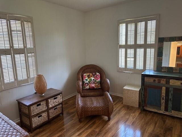 Building Photo - 134 S Cypress Rd