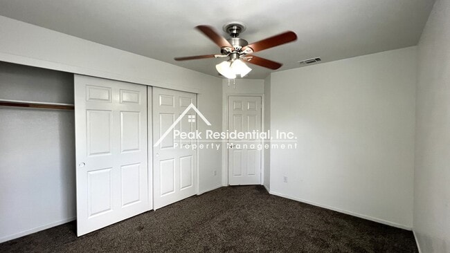 Building Photo - 8274 Golden Park Ct
