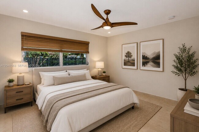 Building Photo - 16641 Royal Poinciana Dr