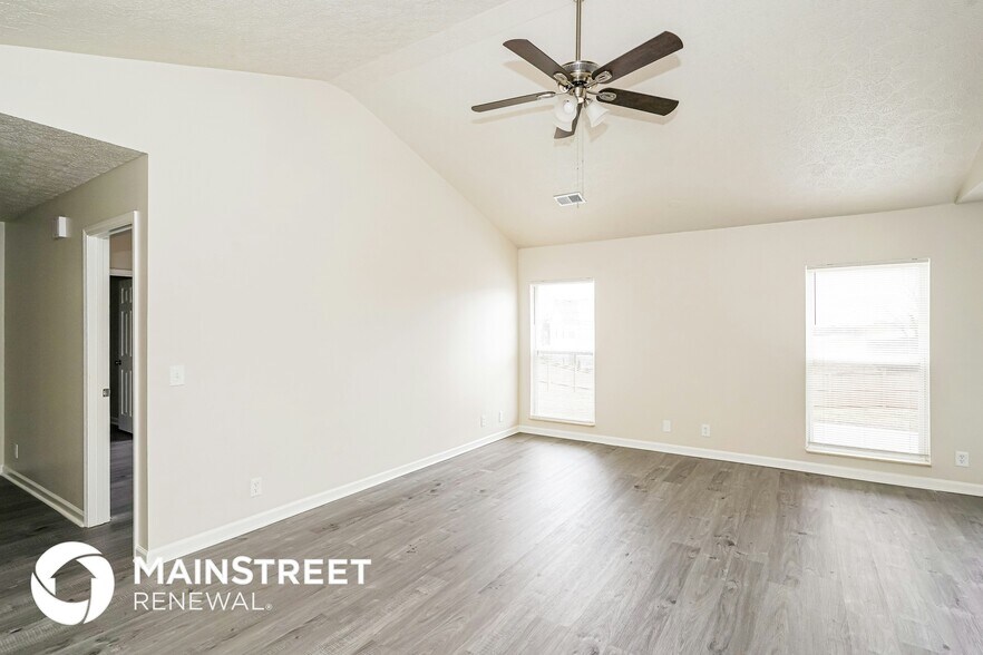 Building Photo - 1933 Grants Pass