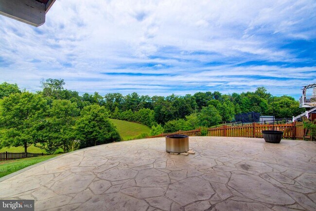 Building Photo - 13481 Arcadian Dr