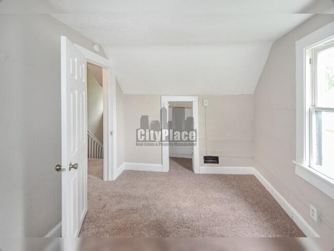 Building Photo - 4121 Byram Ave