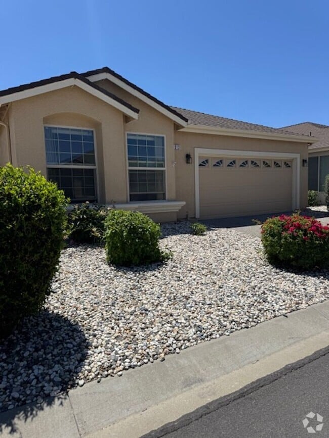 Building Photo - Nice Home Located in 55 and Over Community!