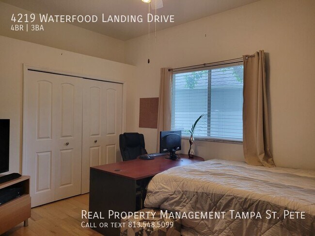 Building Photo - ***LUXURY LUTZ HOME