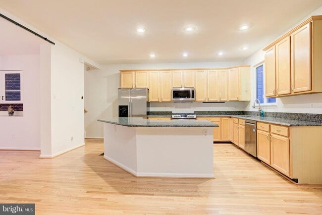 Building Photo - 5168 Ballycastle Cir