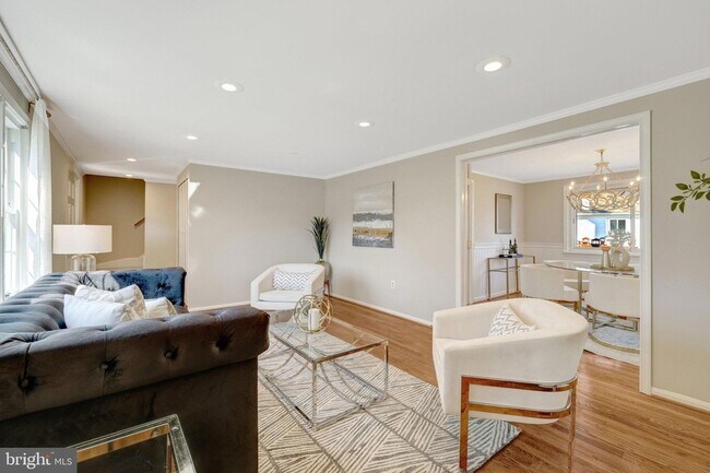 Building Photo - 2015 Freedom Ln