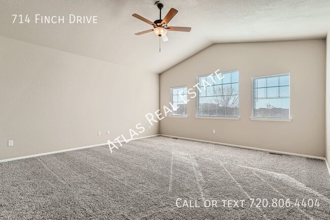 Building Photo - New 3 Bed/2.5 Bath Townhome w/ Basement in...