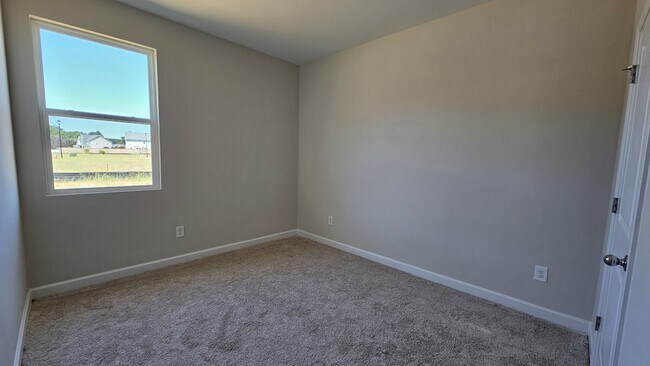 Building Photo - 108 Fairwinds Dr