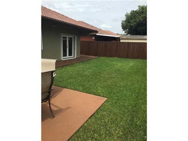 Building Photo - 7748 NW 200th Ln