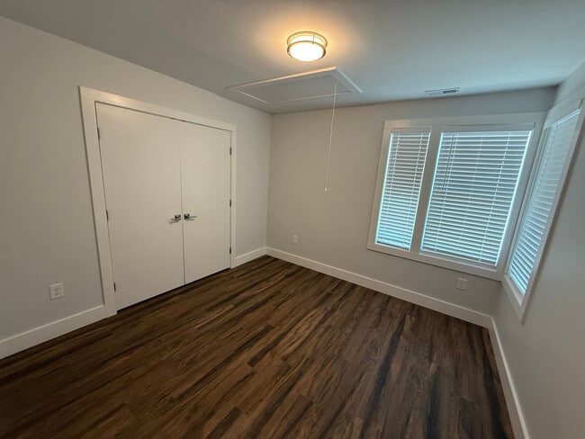 Building Photo - Room in House on S Alston Ave