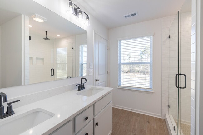 Building Photo - Brand New 4bd/2.5bath Home in Stonebridge Fairways- MOVE IN READY