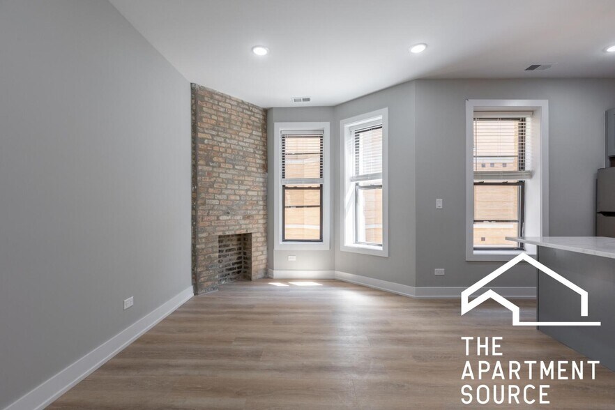 Building Photo - 438 W Belden Ave