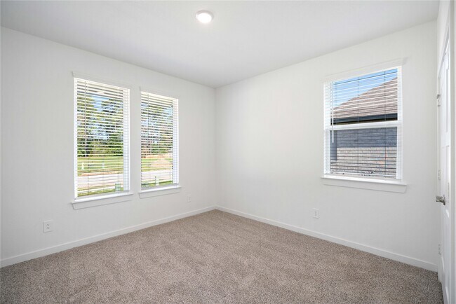 Building Photo - 13325 Big Sky Ct