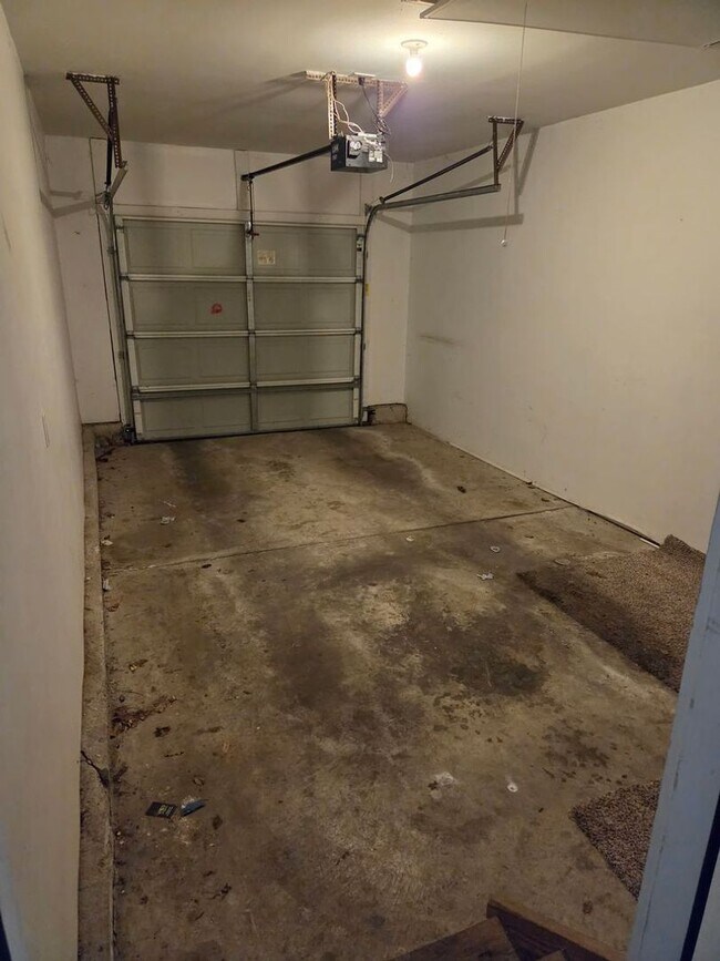 Building Photo - 2 Bedroom Condo in Canal