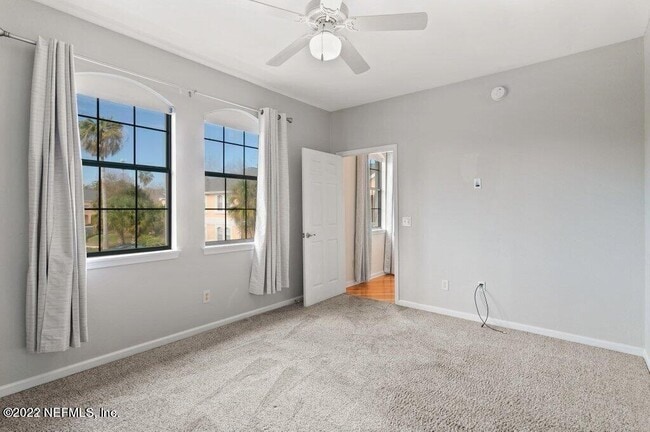 Building Photo - 2521 Vista Cove Rd