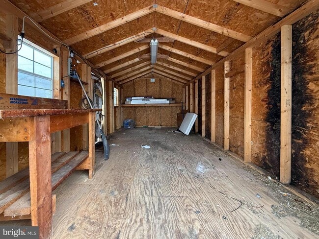 Building Photo - 17 Gene Ave