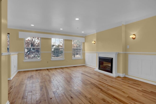 Building Photo - 3902 Cotton Tree Ln