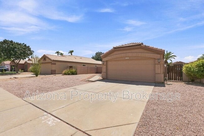 Building Photo - 1885 E Palomino Dr