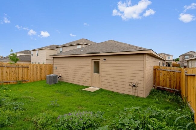 Building Photo - 3979 Turtle Creek