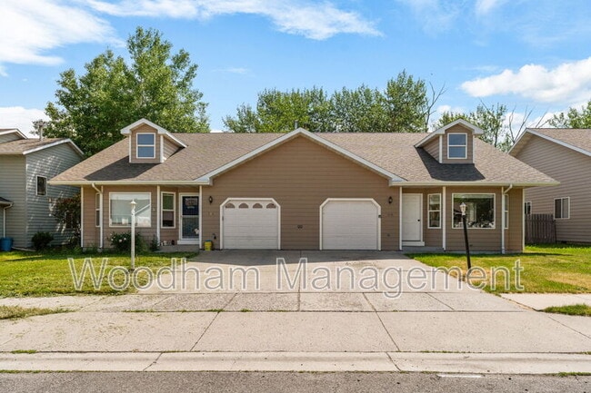 Building Photo - 306 Golden Valley Dr