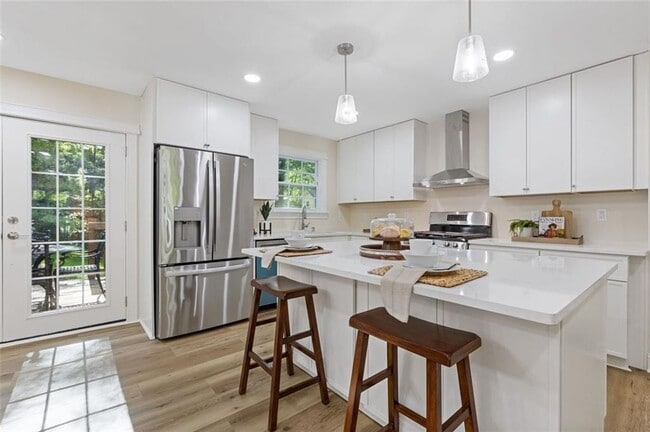 Building Photo - 2856 Bay Leaf Dr SE
