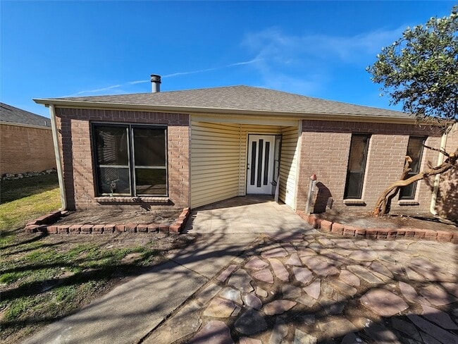 Building Photo - 8319 Wind Veil Dr