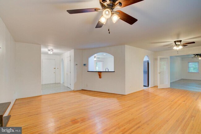 Building Photo - 11621 Sourwood Ln