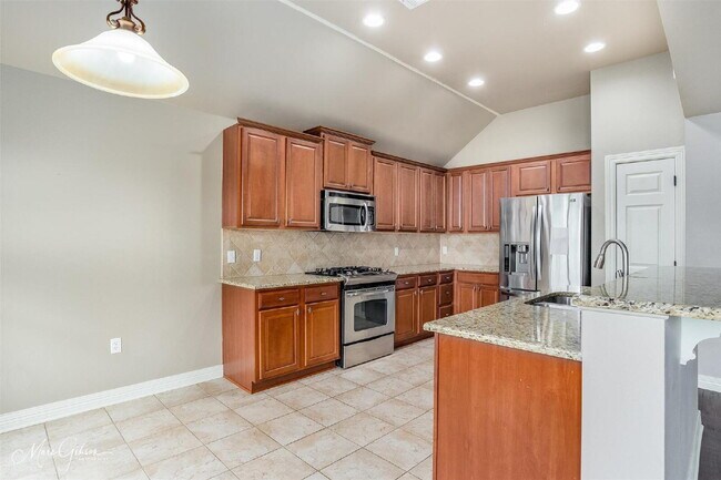 Building Photo - 2330 Tallgrass Cir