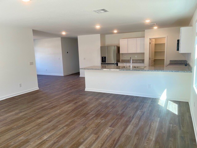 Building Photo - 2566 Aaron Pl