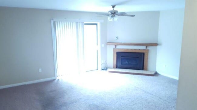 Building Photo - 3 bedroom in Billings MT 59105