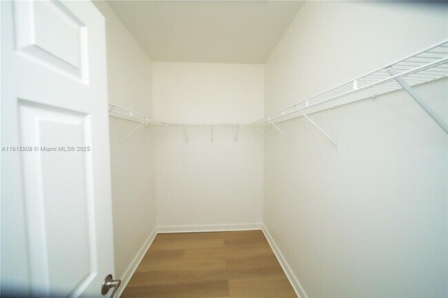 Building Photo - 10456 NW 61 Ln.