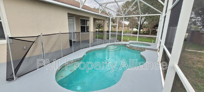 Building Photo - 10114 Stratford Pointe Ave