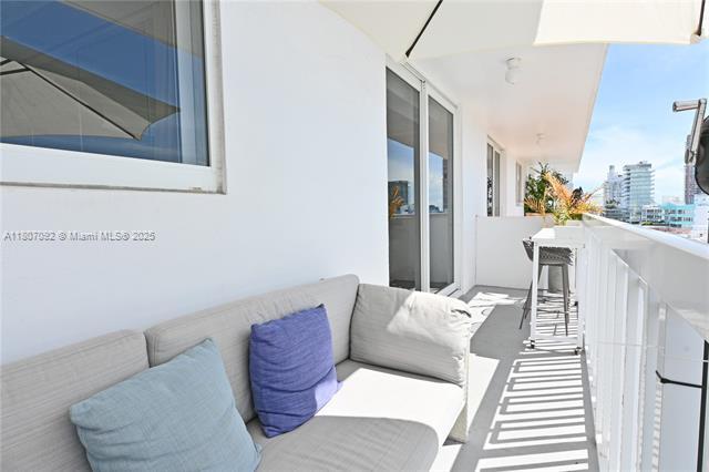 Building Photo - 401 Ocean Dr
