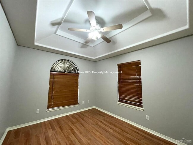 Building Photo - 20 La Vista Ave