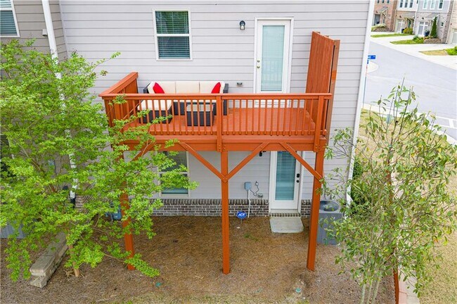 Building Photo - 6501 Brooklake Ct SE