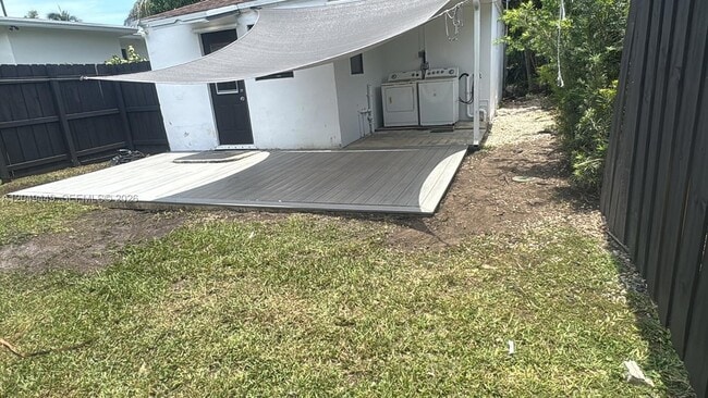 Building Photo - 8990 NW 5th Ave