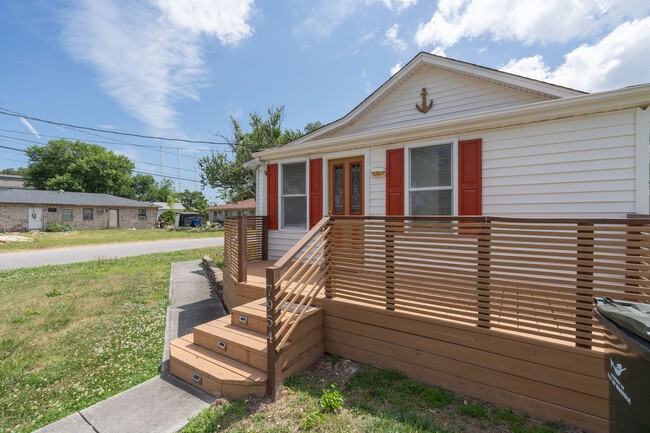 Building Photo - BEAUTIFUL 3 Bedroom Home in Little Creek!
