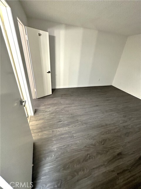 Building Photo - 18225 Kingsdale Ave