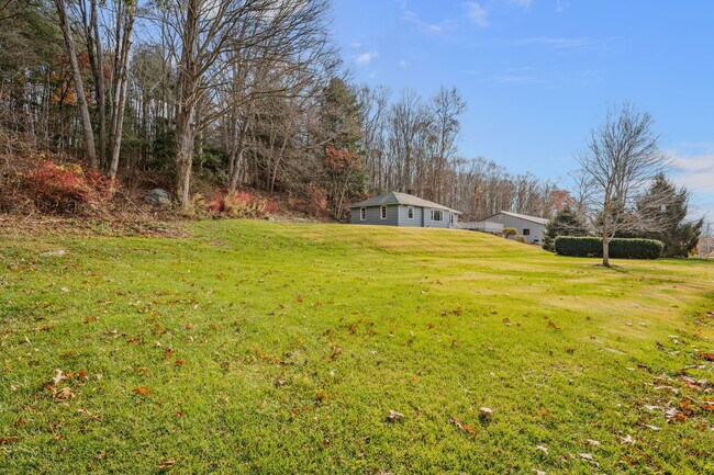 Building Photo - 293 Hamburg Rd