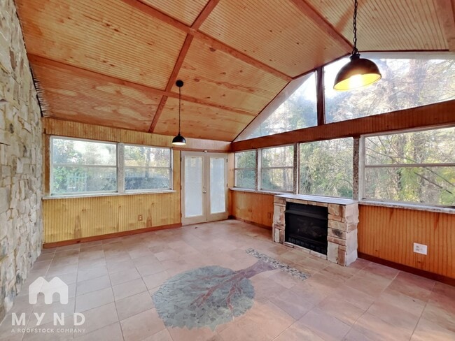 Building Photo - 4729 Stillwood Cove