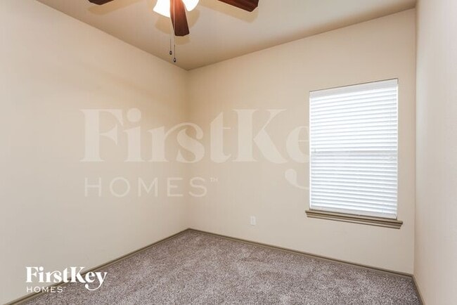 Building Photo - 1740 Colorado Dr