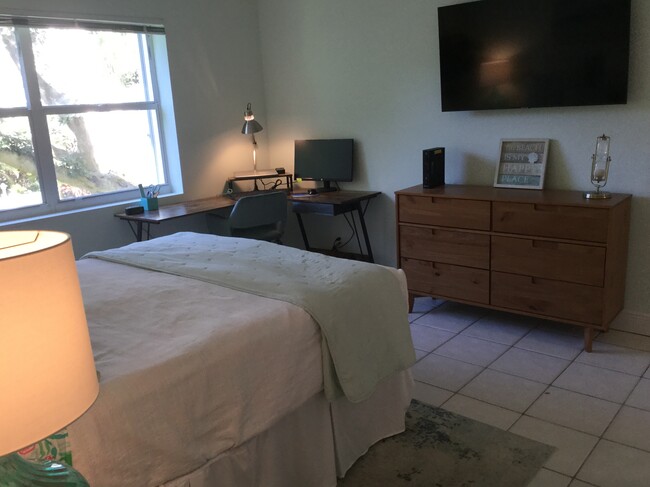 Master Bedroom - 1541 S Ocean Blvd