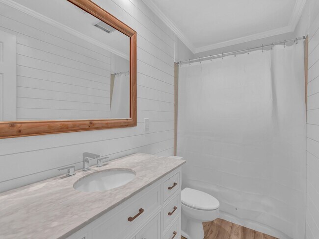 Building Photo - 1425 Treasure Cove Ln