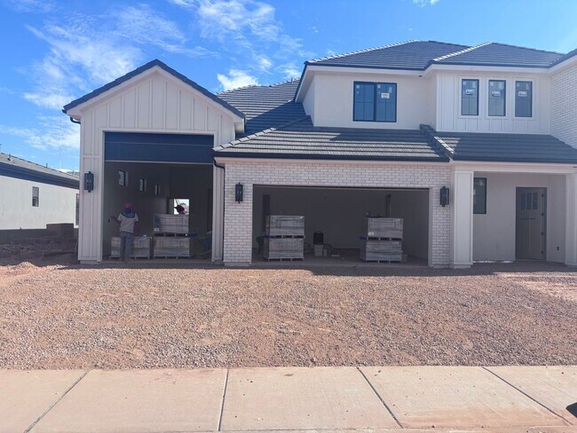 Building Photo - Brand New 2 Story New Trend Construction built home with RV garage